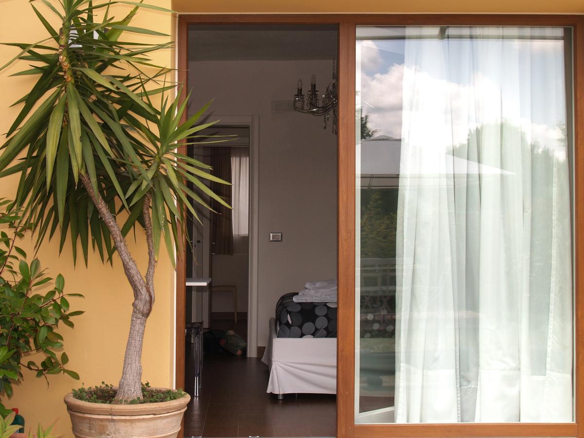 Bed and breakfast Cameracaffe Sul 2*
